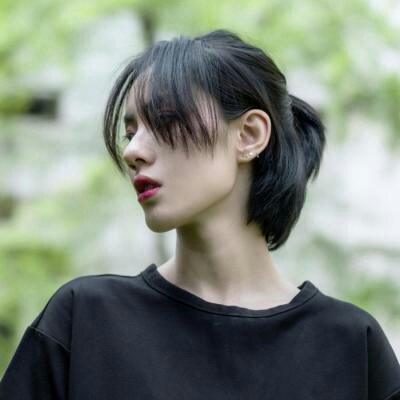 15张高清意境女生QQ头像 氛围感拉满