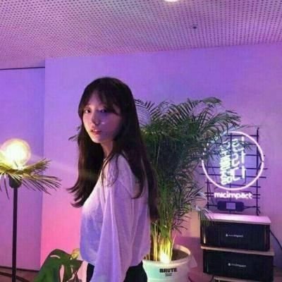 11张高清紫色系女生头像 氛围感拉满的唯美头像合集