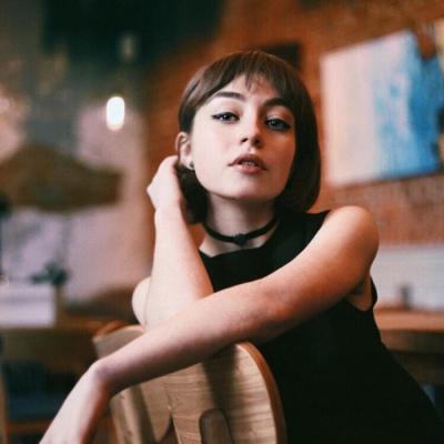 30张高清气质款欧美女生头像 氛围感拉满