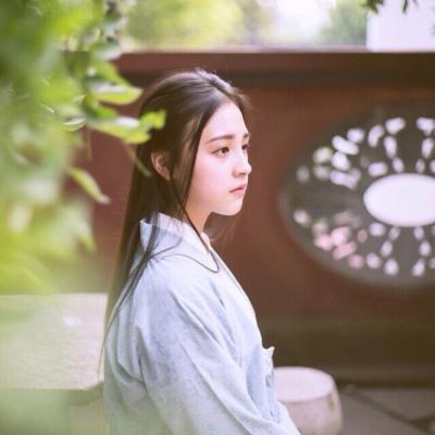 18张高清古风美女头像合集 适合做女生头像的国风美图