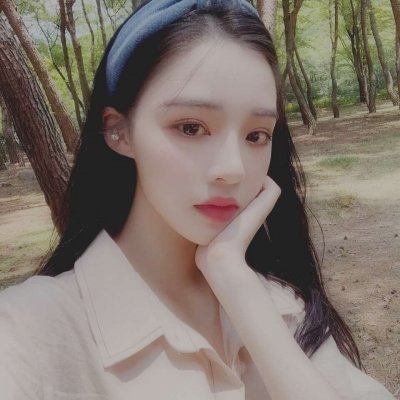 22张高清文艺小清新女生QQ头像 气质氛围感拉满