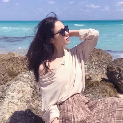 女生海边吹风头像合集 24张高清唯美度假风女生头像
