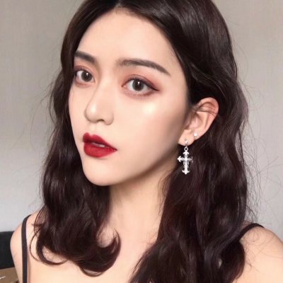韩版霸气高冷女生头像合集 18张高清超拽素材来啦