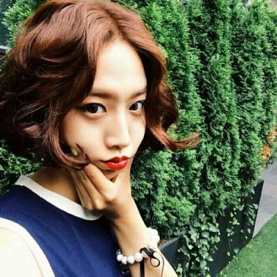 28张高清短发气质女神头像合集 好看的女生头像素材