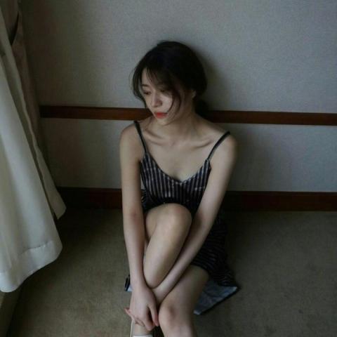 27张高清意境感伤感女生微信头像 适合用做微信头像