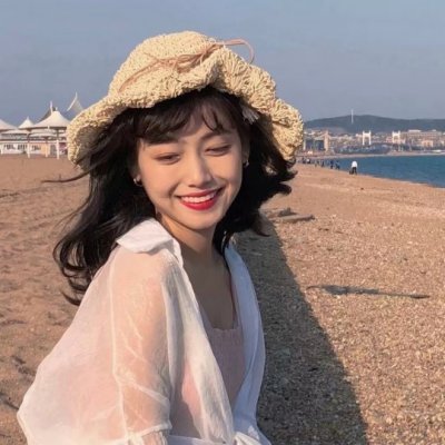 女生海边吹风头像合集 24张高清唯美度假风女生头像