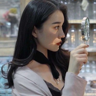 16张高清超酷女生头像 氛围感拉满直接封神