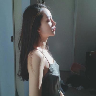 20张高清女生高冷伤感QQ头像 氛围感拉满