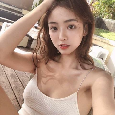 24张高清可爱美女网图头像 氛围感拉满