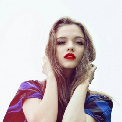 36张高清白色系女生头像 氛围感拉满的唯美头像合集