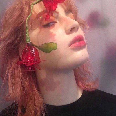 21张高清好看的QQ个性欧美女生头像合集
