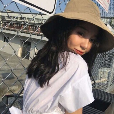 QQ伤感女生颓废头像合集 19张高清时尚素材来啦