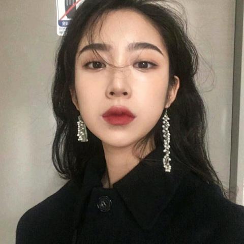 21张高清霸气时尚女生头像合集