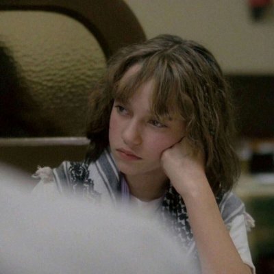 16张高清欧美风个性QQ女头 氛围感拉满