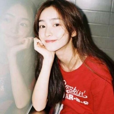 17张高清好看的红色系女生唯美头像合集