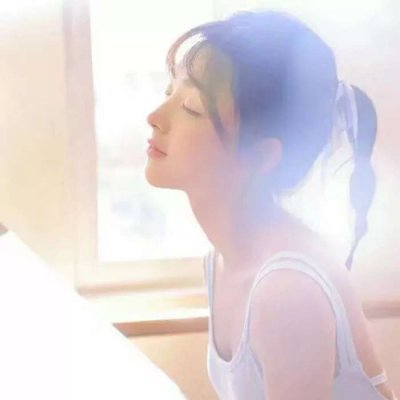 36张清纯感拉满的漂亮小姐姐头像 高清无水印精选