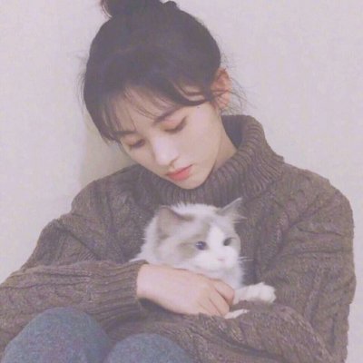 25张高清优雅意境女生头像合集 氛围感拉满