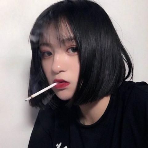 21张高清霸气时尚女生头像合集