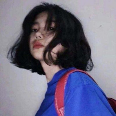 13张高清好看的短发女生侧脸头像合集