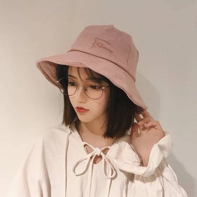 20张高清清纯气质女生头像 唯美氛围感拉满