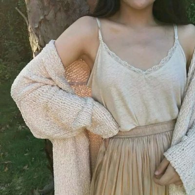 女生不露脸部位QQ头像 17张高清性感好看合集
