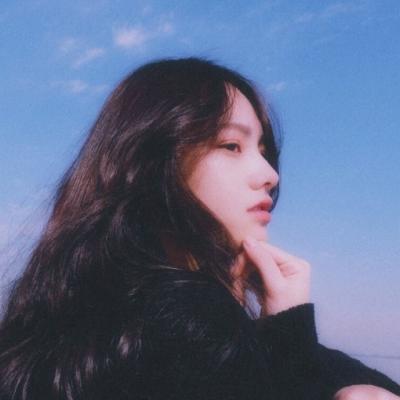 20张高清女生高冷伤感QQ头像 氛围感拉满