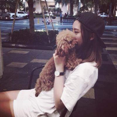 23张气质感拉满的女生唯美微信头像