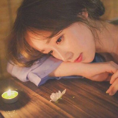 25张高清优雅意境女生头像合集 氛围感拉满