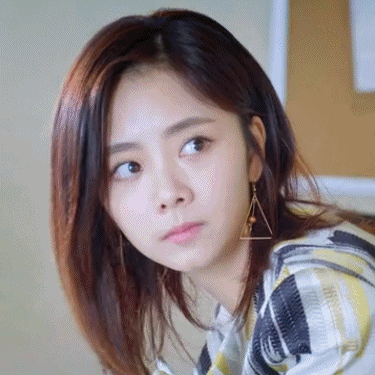 《狐狸的夏天》太对我胃口了！姜潮演的顾承泽又蠢萌又有总裁范儿，谭松韵把女主拿捏得恰到好处