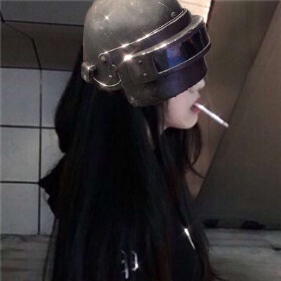 超酷真人黑色系女生头像 25张高清质感图分享