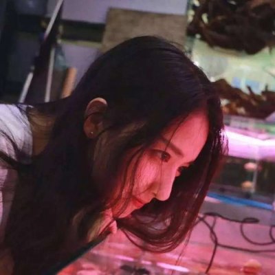 33张高清伤感女生头像合集 沉默忧郁的女生头像素材