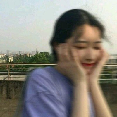 12张高清好看的90后美女生活照头像合集