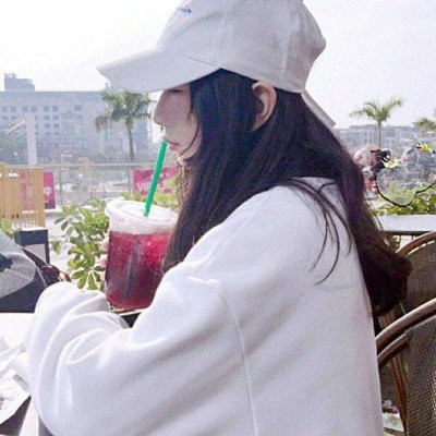 21张高清三人闺蜜背影头像 一套三张的女生头像合集