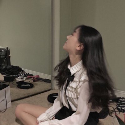 18岁真人女生头像来啦！8张高清可爱的真实感头像合集