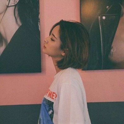 18张高清真实美女生活照 适合当微信头像的漂亮女生图