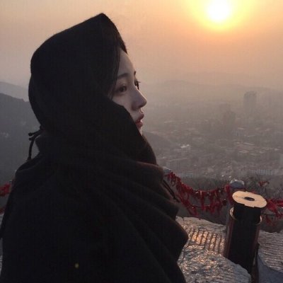 超拽又冷艳！35张高清女生霸气头像合集