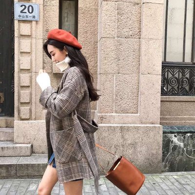 22张女生帽子控微信头像 高清又时尚