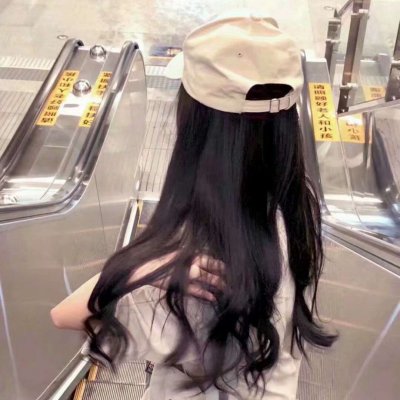 24张高清好看的女生背影微信头像合集