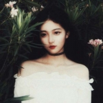 8张高清意境森系女头合集 氛围感拉满的森女头像