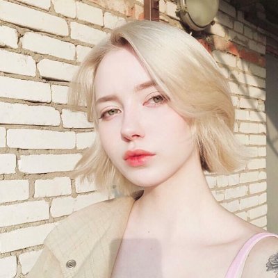 22张适配微博的欧美风女生头像合集