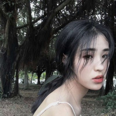 QQ伤感女生颓废头像合集 19张高清时尚素材来啦