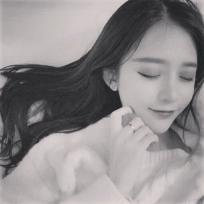 28张霸气又带点伤感的黑白女生头像 高清好看