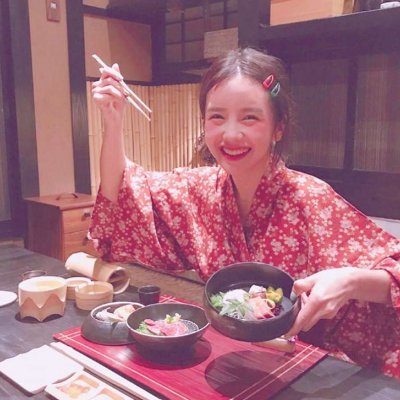 22张高清时尚个性女生头像合集 好看的漂亮女头像大全