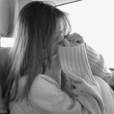 28张霸气又带点伤感的黑白女生头像 高清好看