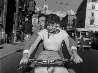 奥黛丽·赫本的优雅永不过时