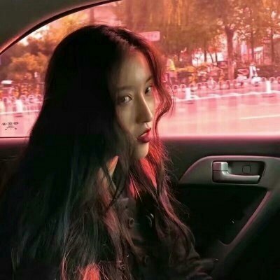 20张霸气冷感女生头像 高清无水印冷酷表情合集
