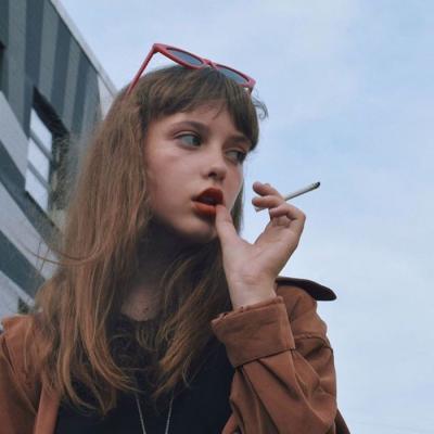 微博欧美女头像 23张高清好看款 适配微博使用的欧美女生头像合集