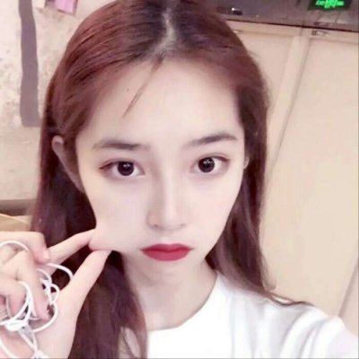 微博美女头像合集！17张高清好看的漂亮女生头像素材