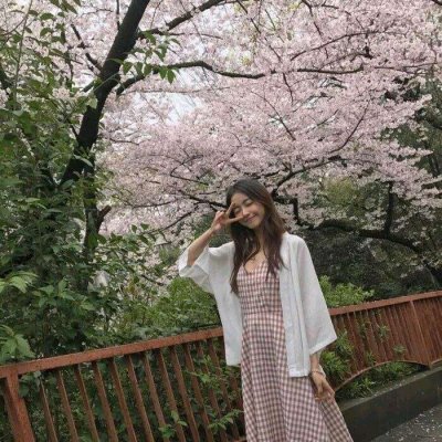 12张软萌粉色系女生头像 高清可爱又治愈