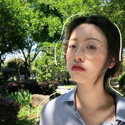 15张清新森系绿调女生头像 高清小清新风格